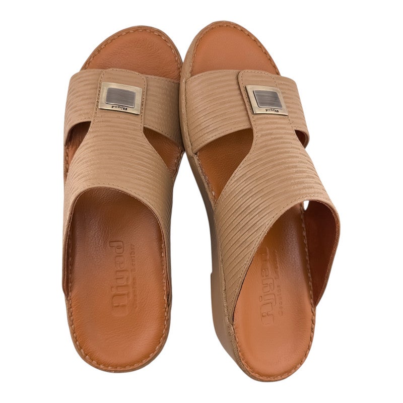 AJYAD Handmade Arabic Sandals For Men | Outdoor Mens Slippers | Everyday Flip Flops Open Toe | Arabic Genuine Shamwa Leather | New Design | Tan Footbed | Comfortable & LightWeight - Image 2